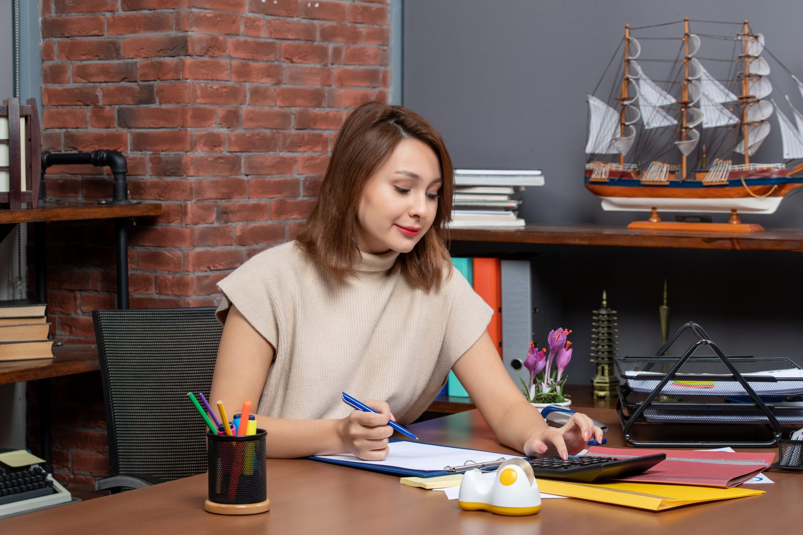 Scribbr: The Ultimate Academic Writing Assistant for Students and Researchers