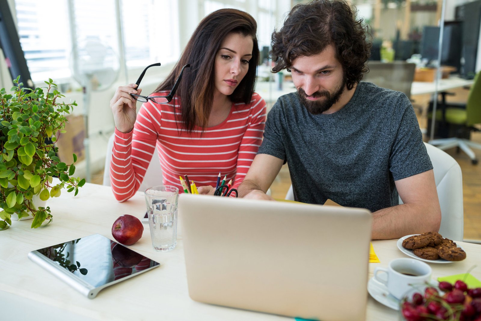 Snapjotz com 2026 Guide: Content Creation, SEO & Trust Signals