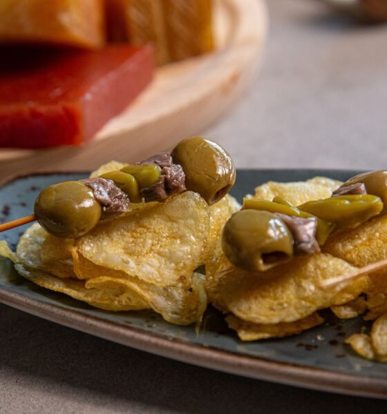 Best Tapas Tortilla Chips Con Chorizo Near Me
